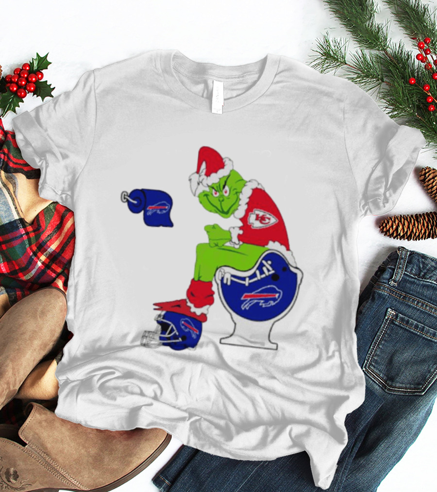 Kansas City Chiefs Grinch Sitting On Buffalo Bills Toilet Football T-Shirt