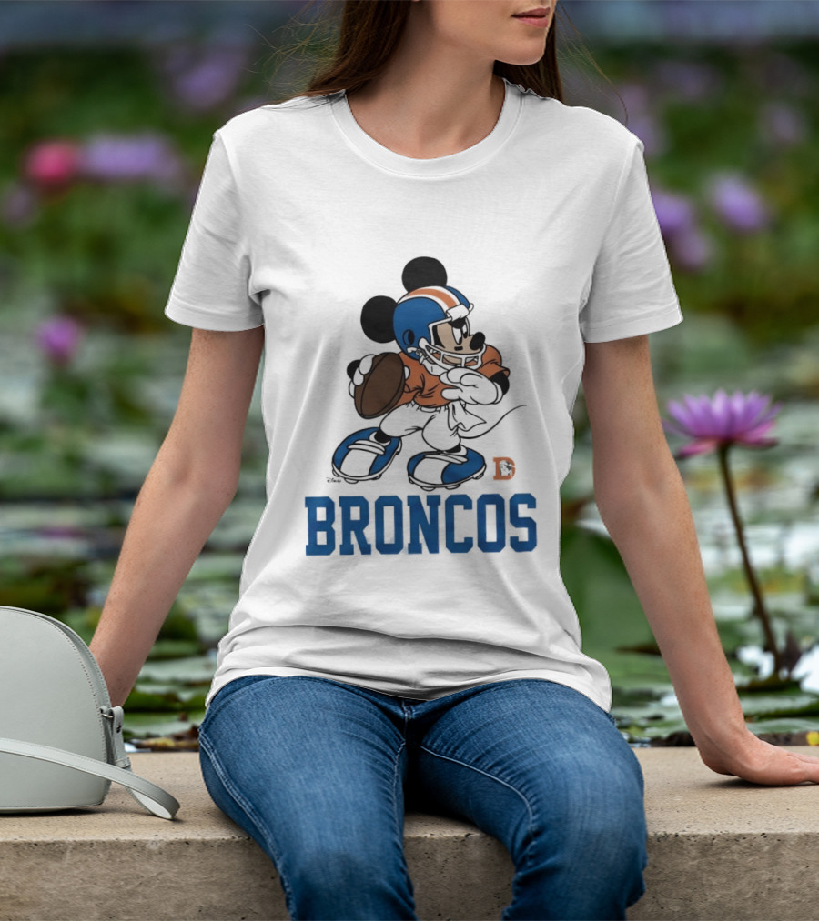 Mickey Mouse Denver Broncos Quarterback Broncos D Football T-Shirt