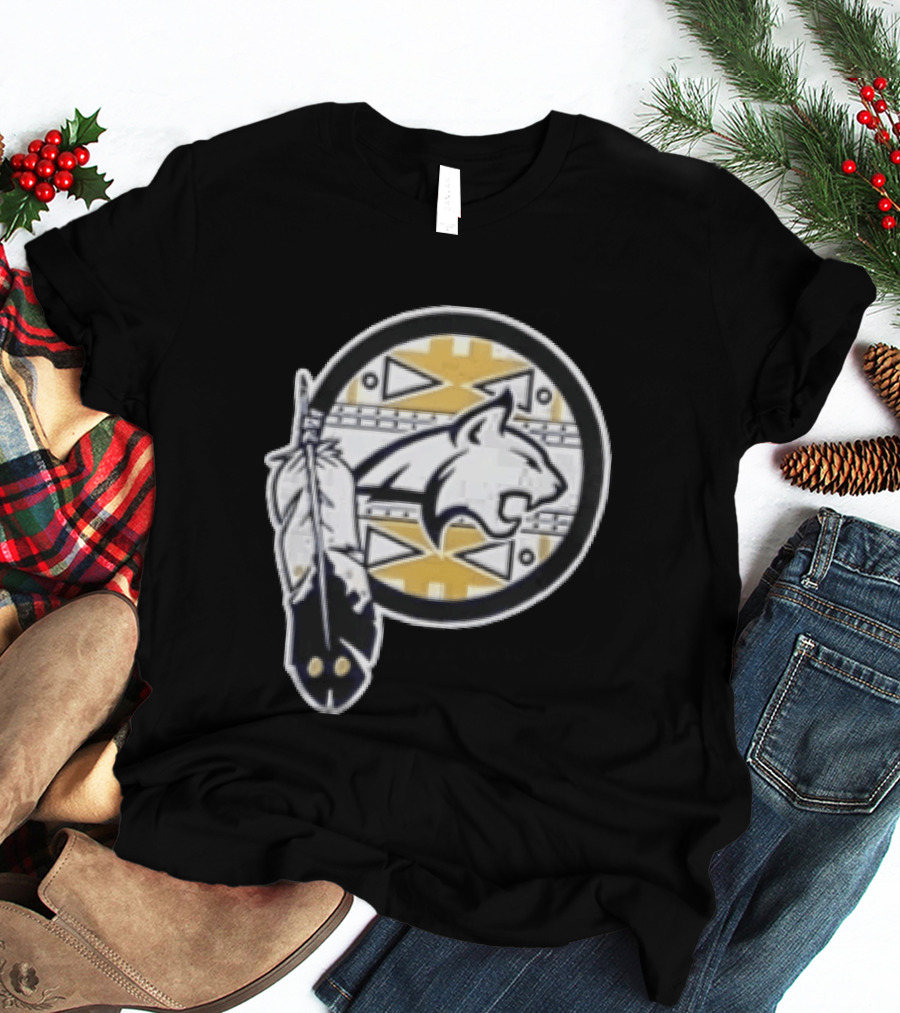 Bobcat Head Feather Native American Inspired Circular T-Shirt