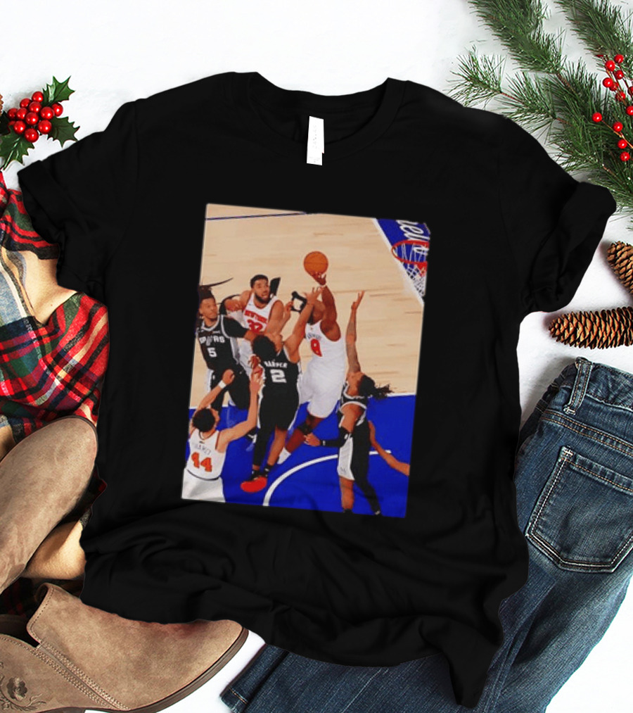 The Putback With OG Knicks Dunking Against Spurs T-Shirt