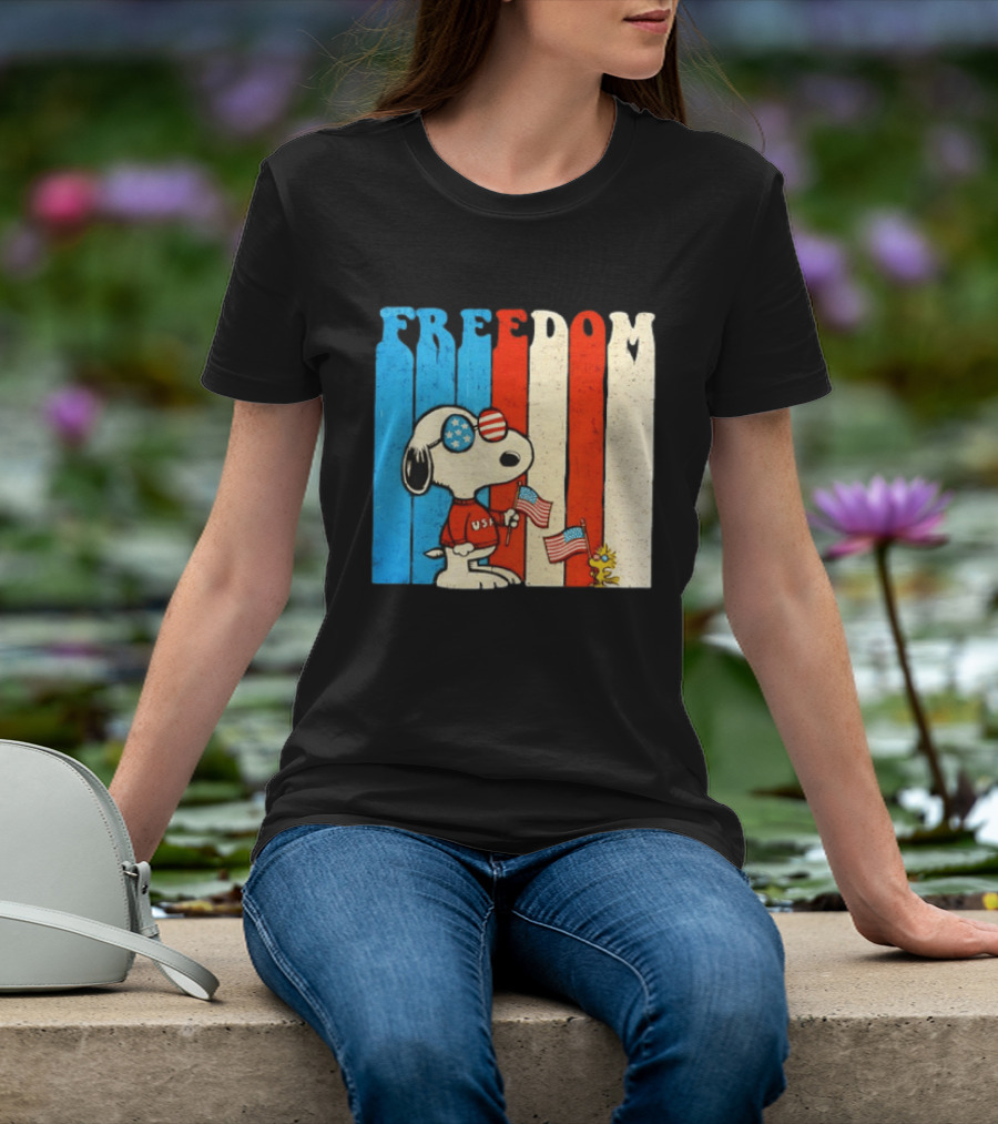 Freedom Snoopy Woodstock Peanuts USA 250th Anniversary Patriotic Celebration T-Shirt