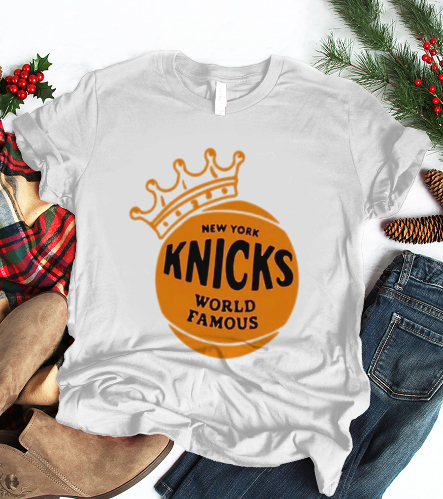 New York Knicks NBA Basketball World Famous Crown T-Shirt