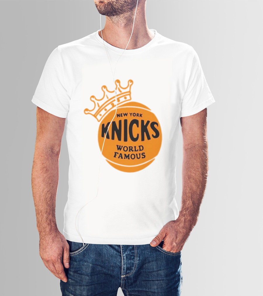 New York Knicks NBA Basketball World Famous Crown T-Shirt