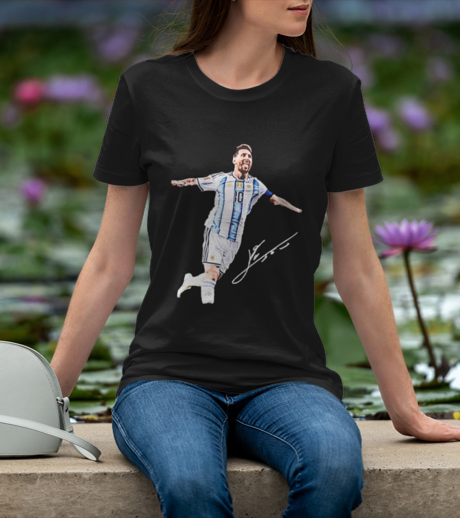 Lionel Messi 10 Argentina Jersey Signature Soccer Legend Celebration T-Shirt