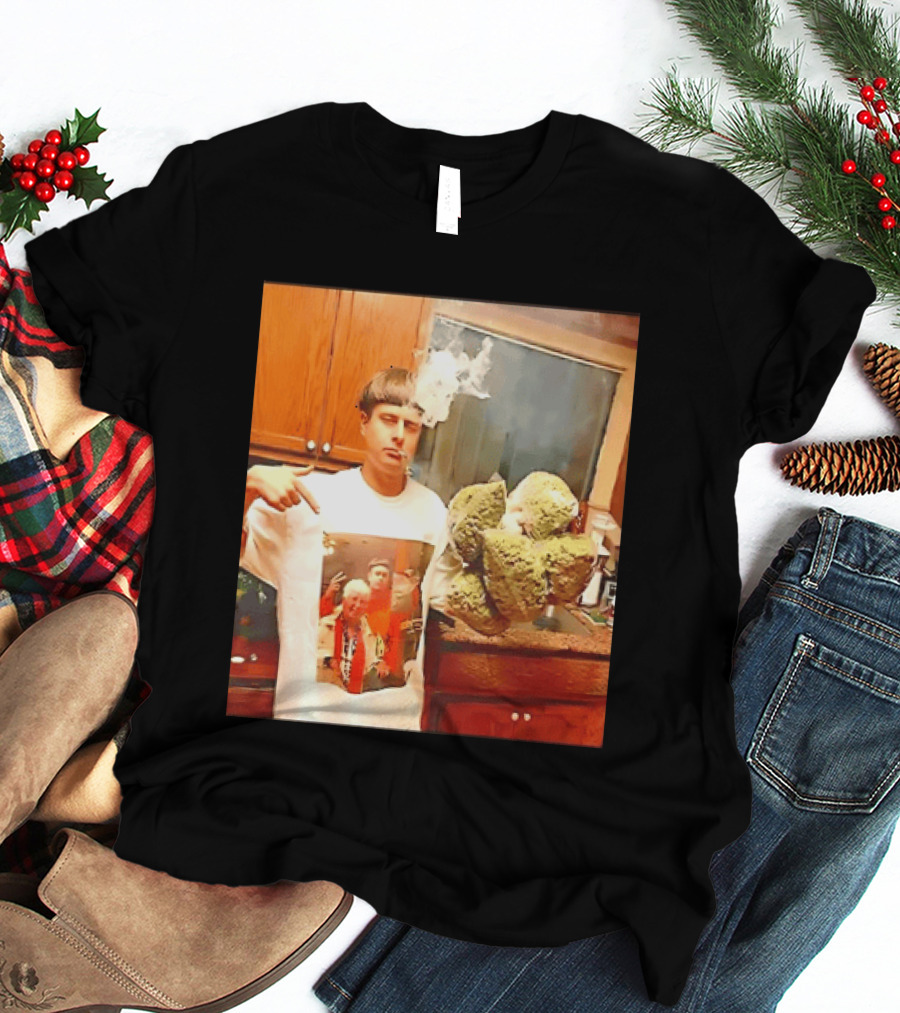Oliver Tree Cannabis Oversized Buds And With Smoking Image T-Shirt