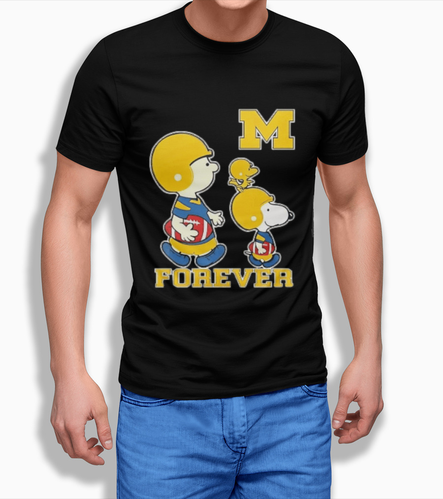 Peanuts Forever Michigan Wolverines M Football Charlie Brown Snoopy Woodstock T-Shirt