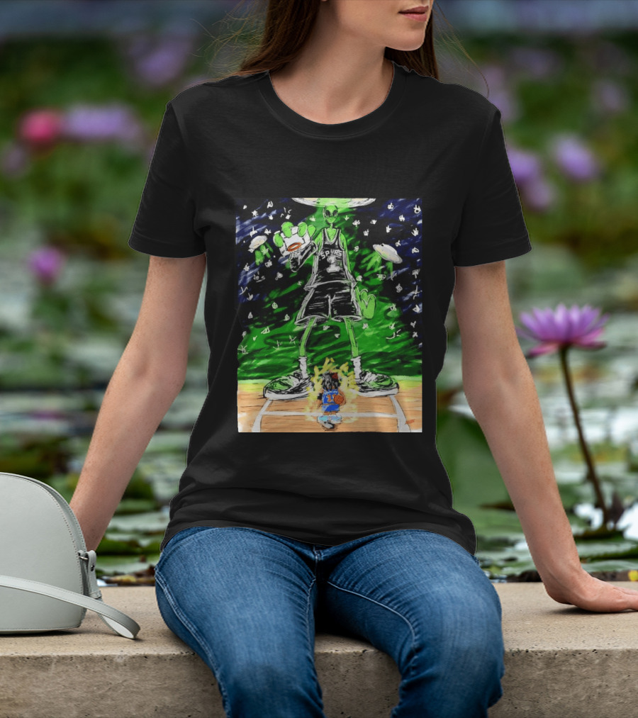 Victor Wembanyama Alien San Antonio Spurs Vs Jalen Brunson New York Knicks NBA Showdown T-Shirt