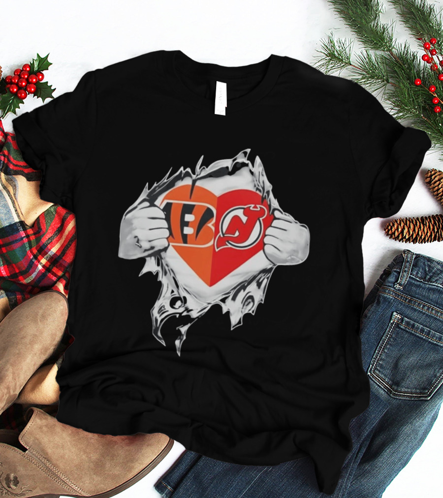 Bengals Devils Tattered Heart Shape Fan T-Shirt