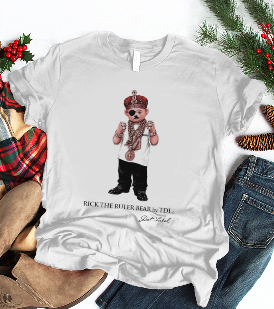 Rick The Ruler Bear Slick Rick Hip Hop TDL Dut Label Iconic Crown Eyepatch T-Shirt