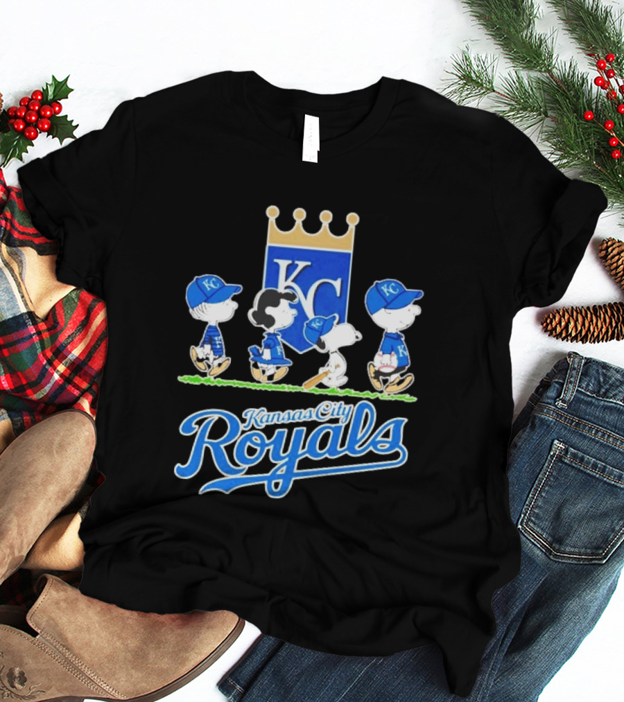 Kansas City Royals Peanuts Characters KC Classic Collaboration T-Shirt
