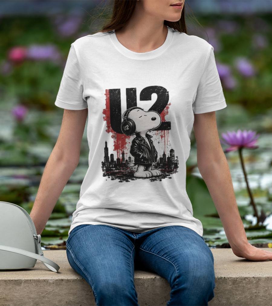Snoopy U2 On Sky One Dream One Fearless Heart Urban Skyline T-Shirt
