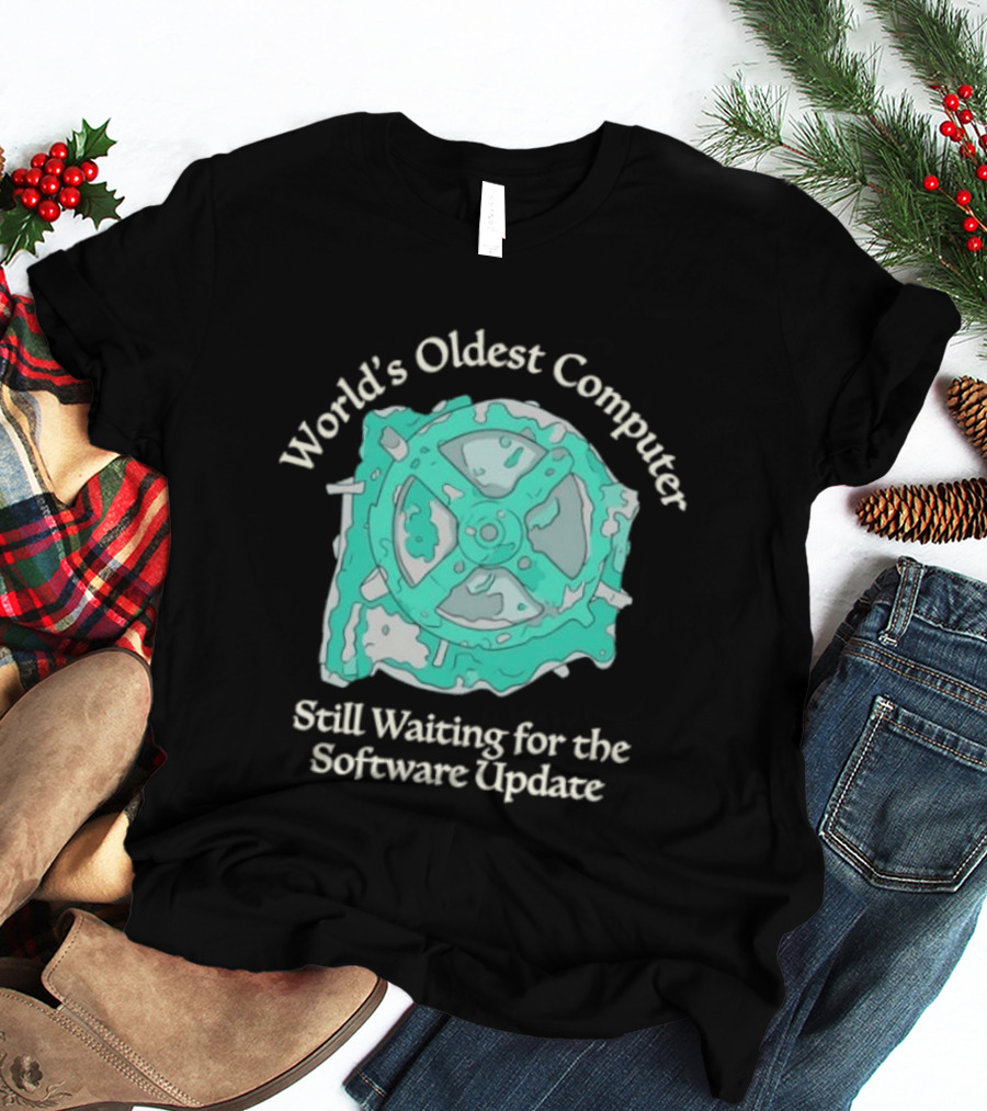 Antikythera Mechanism World's Oldest Computer Still Waiting For The Software Update T-Shirt