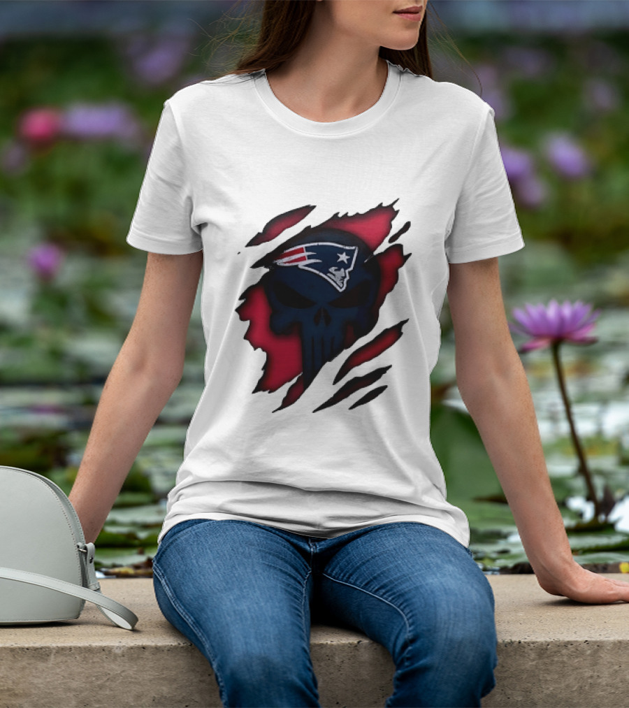 Patriots Skull Rip T-Shirt