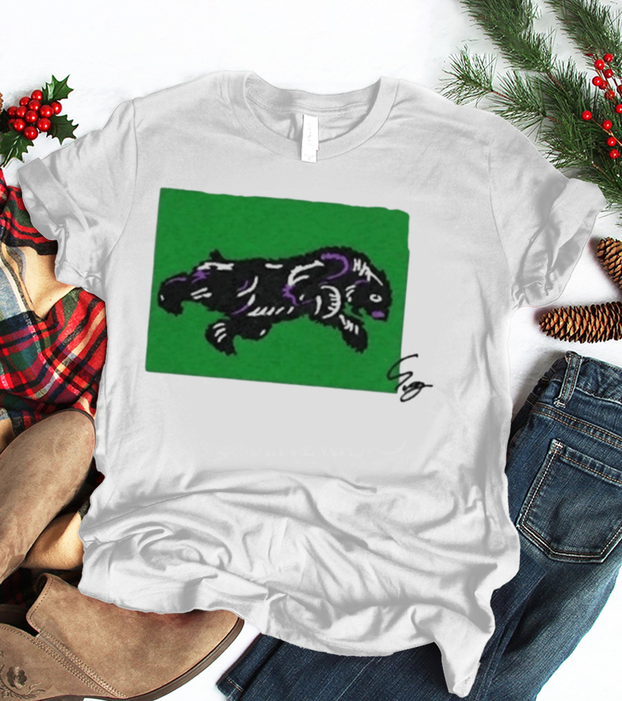 Mako Komuro 2026 Black And Purple Bear On Green T-Shirt