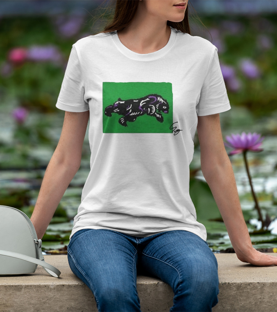 Mako Komuro 2026 Black And Purple Bear On Green T-Shirt
