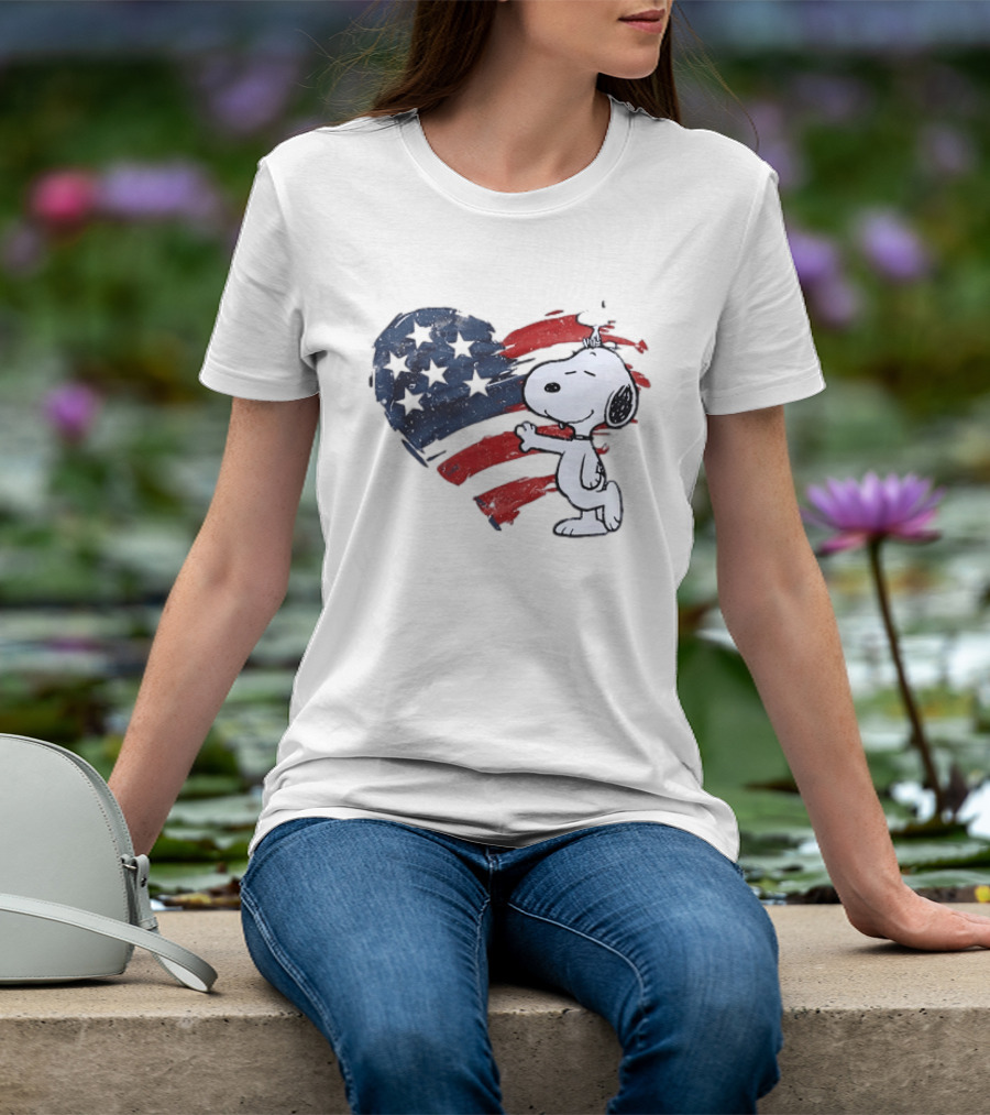 Snoopy Woodstock American Flag Heart Hug T-Shirt