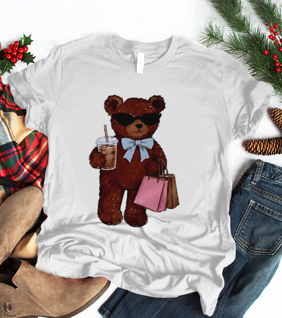 Cool Teddy Bear Shopping With Treats And Accessories T-Shirt