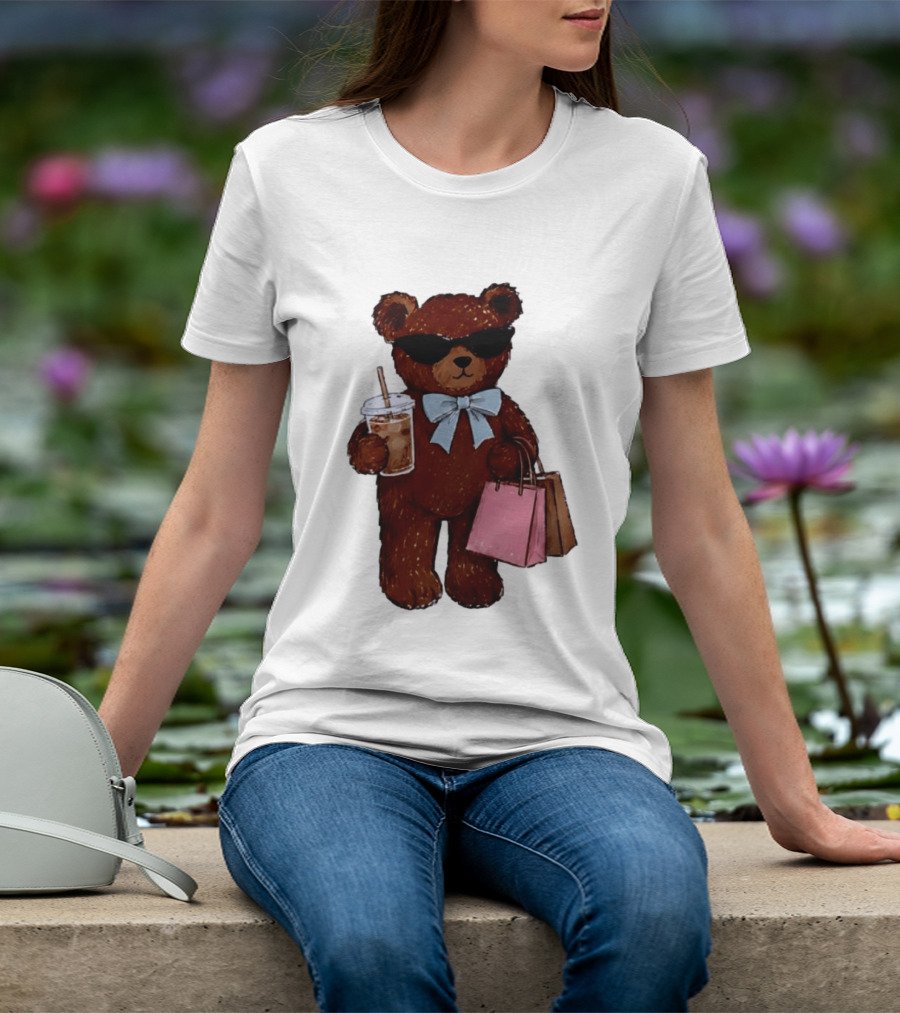 Cool Teddy Bear Shopping With Treats And Accessories T-Shirt