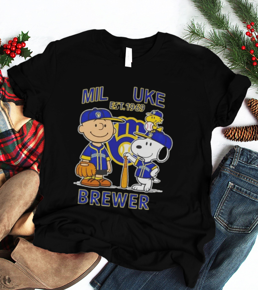 Charlie Brown Snoopy Brewers Milwaukee Est 1969 Baseball T-Shirt