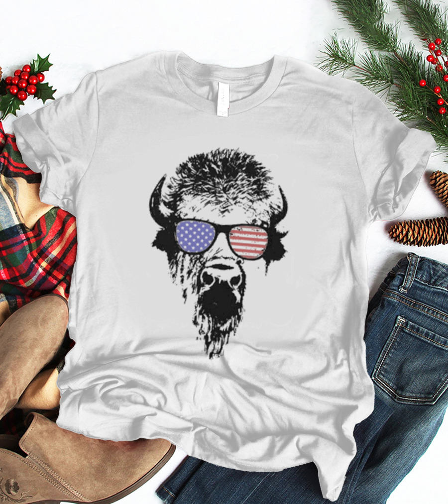 Patriotic Buffalo With USA Flag Red White Blue Sunglasses T-Shirt