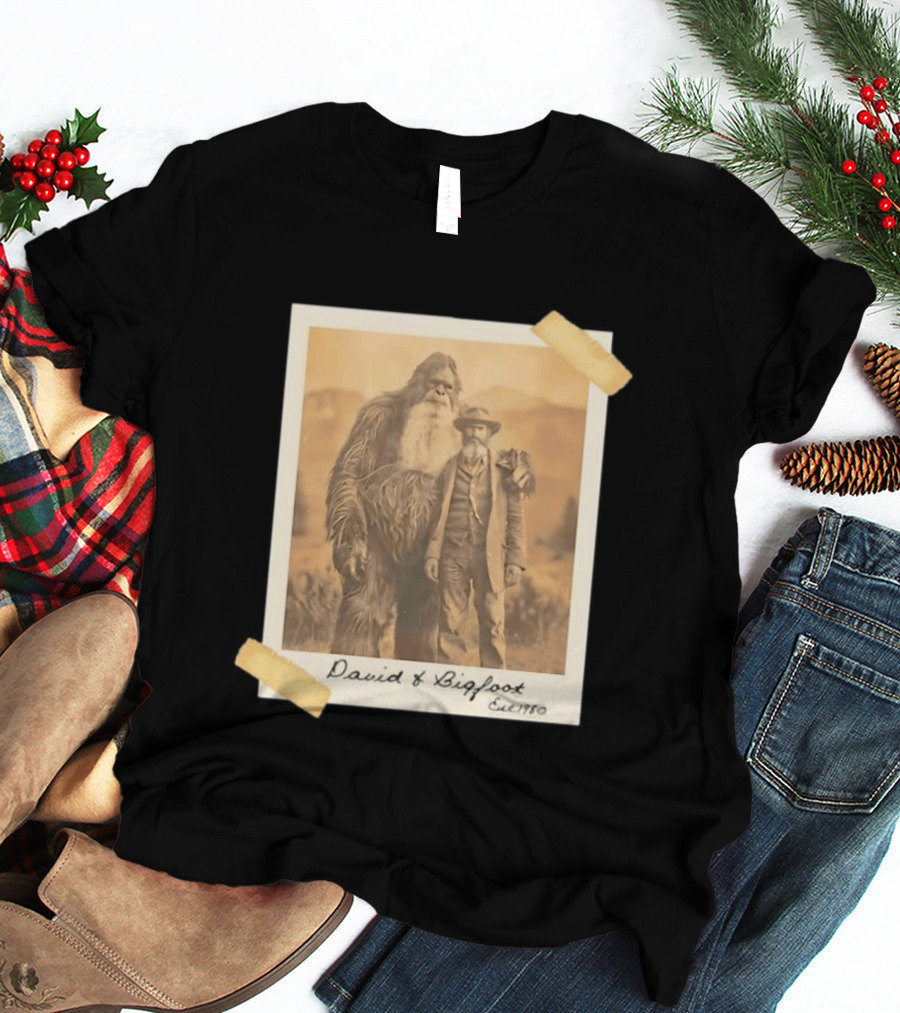 David And Bigfoot Polaroid Photo Est 1980 Sightings Nobody Believes T-Shirt