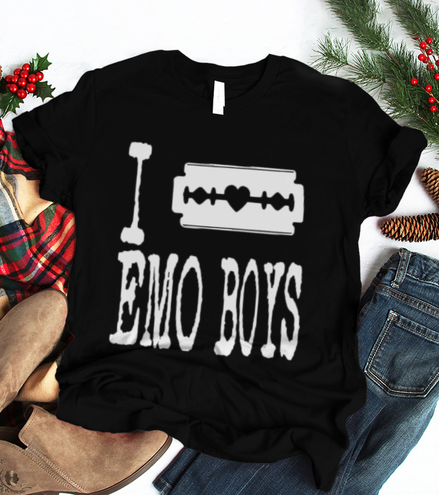 I Emo Boys Heart Razor Blade T-Shirt