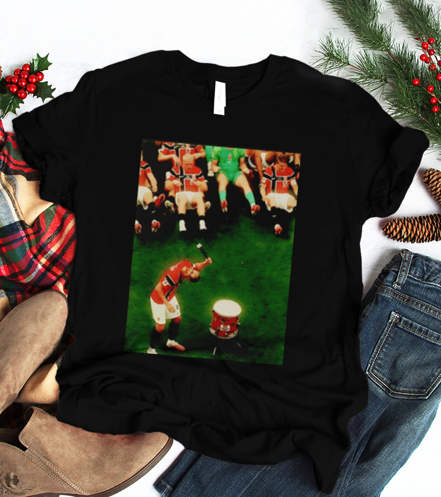 Erling Haaland Norway Football Team Drummer Celebration 26WC T-Shirt