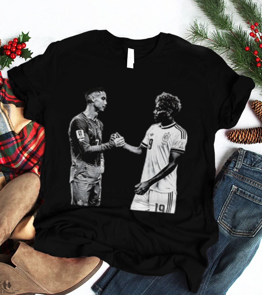 Cristiano Ronaldo Lamine Yamal Final Matchup Moment T-Shirt