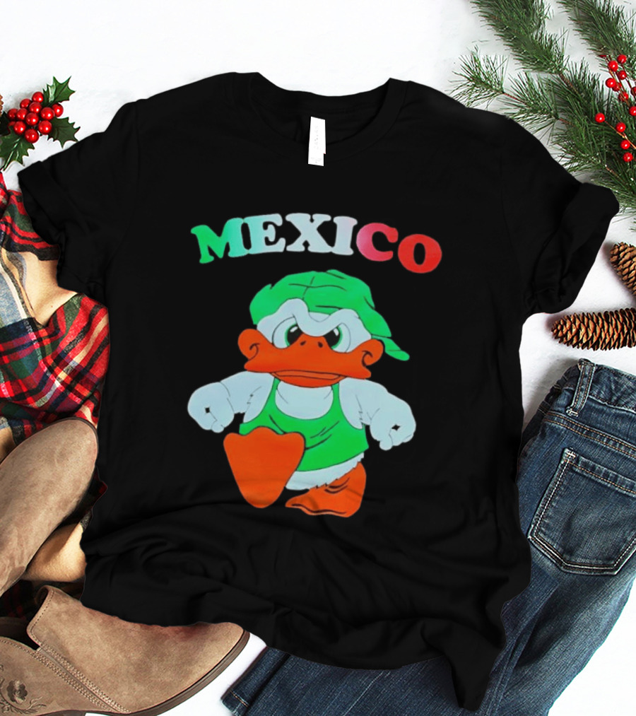 Mexico Duck Cartoon Green Outfit T-Shirt