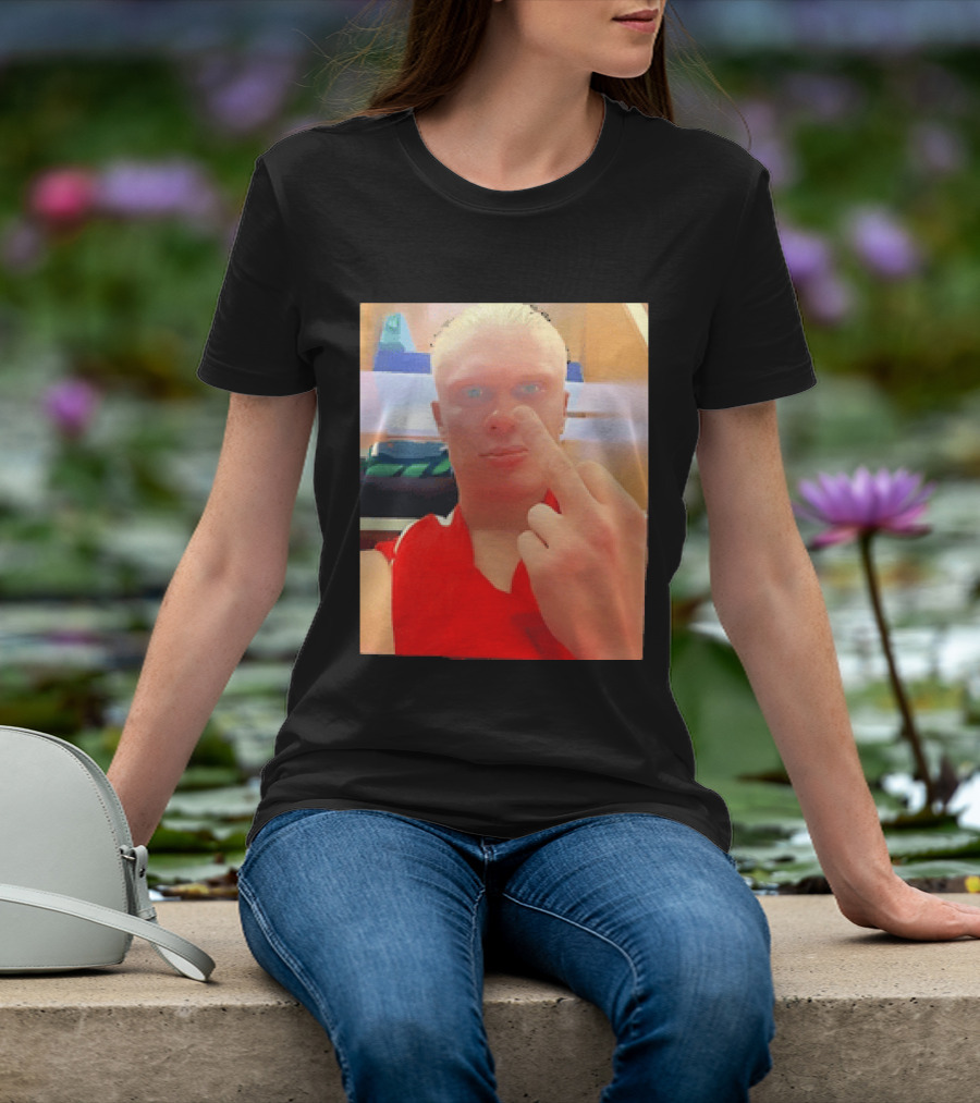 Norway Erling Haaland Middle Finger Selfie T-Shirt