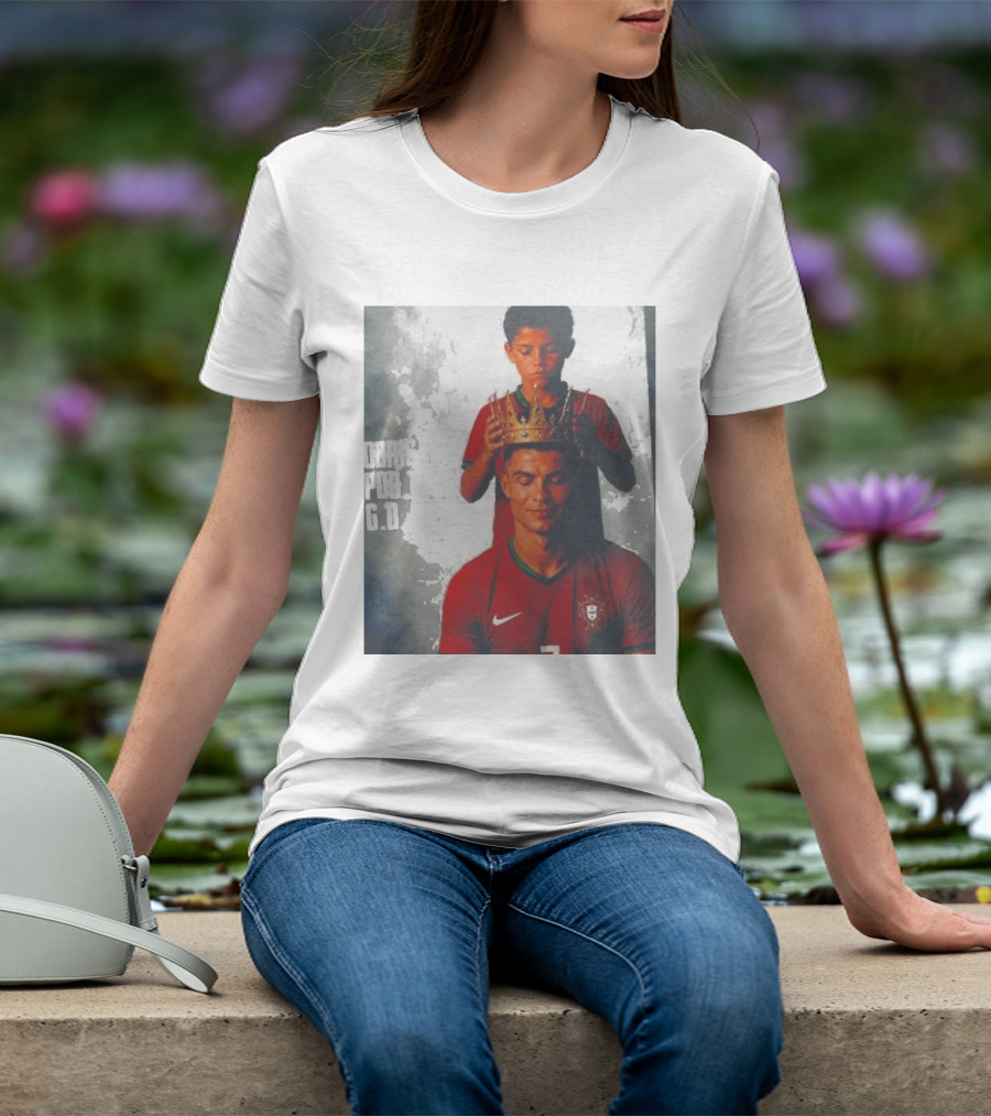 Cristiano Ronaldo Portugal Obrigado Por Tudo GOAT Crowned King Soccer Legend T-Shirt