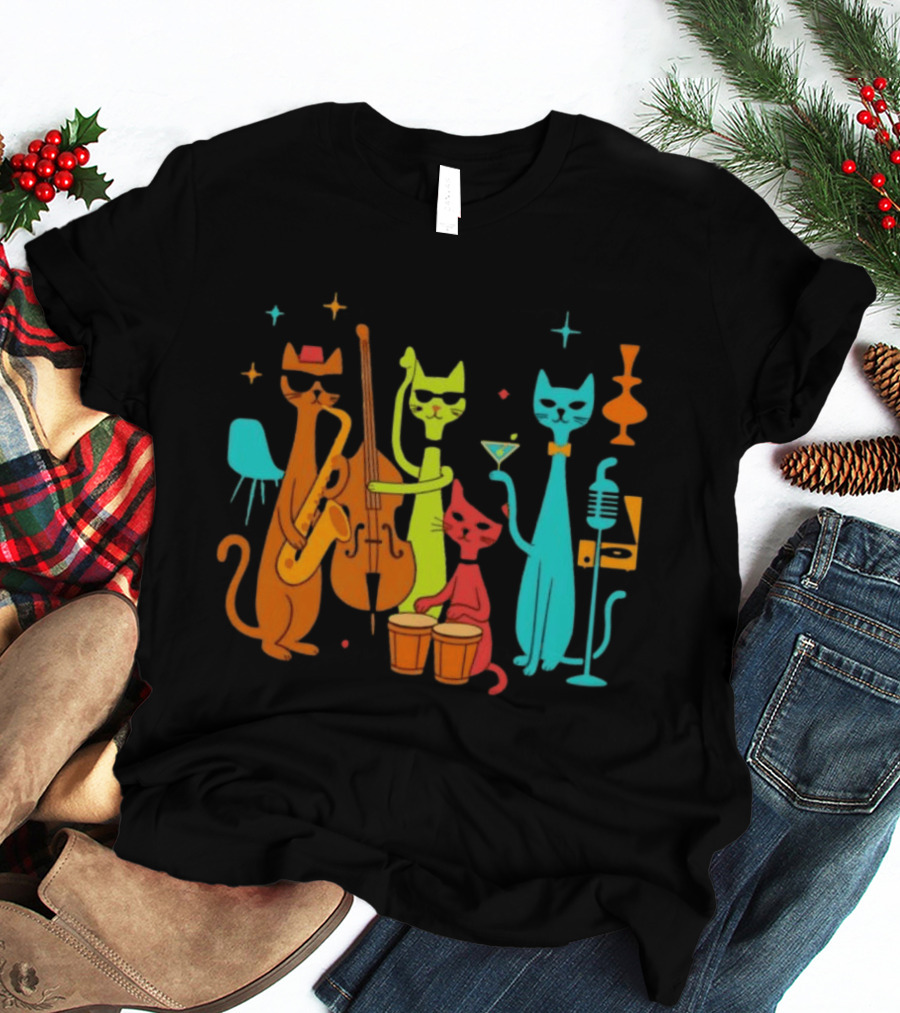Jazz Cat Quartet Playing Instruments Bass Bongo Trumpet Martini T-Shirt