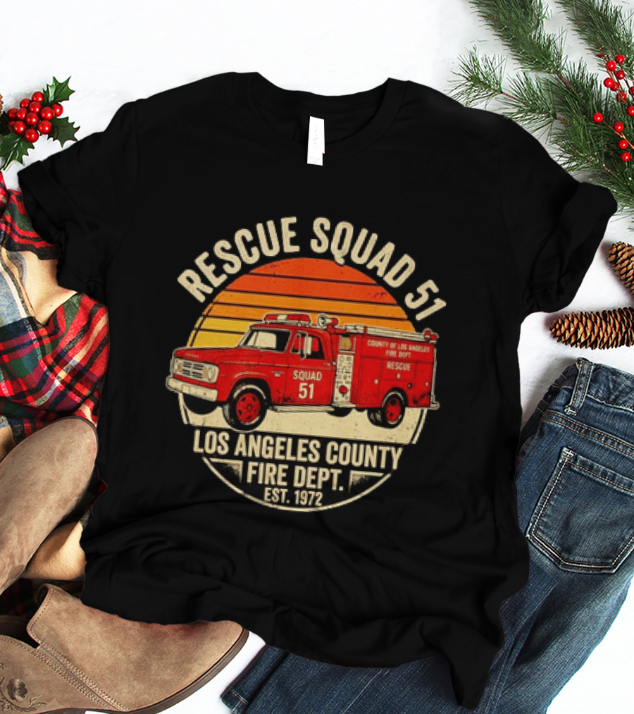 Rescue Squad 51 Los Angeles County Fire Dept Firetruck Est. 1972 T-Shirt