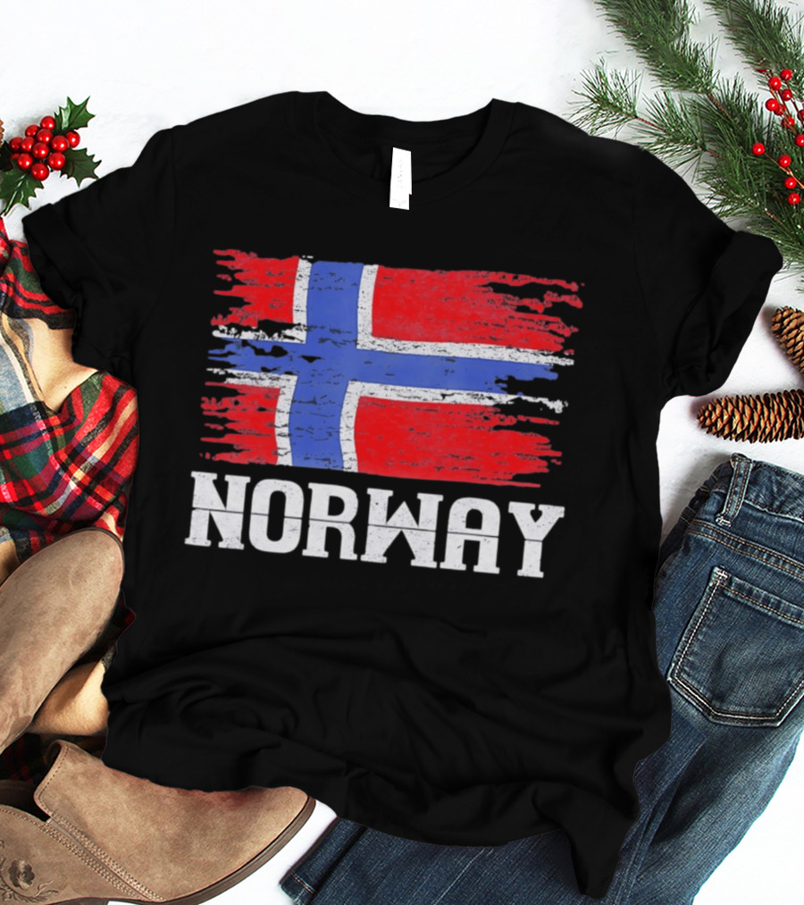 Norway Distressed Nordic Heritage Grunge Aesthetic Flag T-Shirt