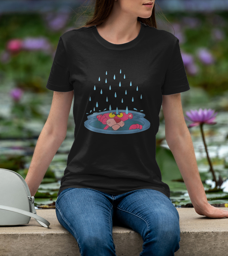 Pink Panther Peek Manhole Rainstorm Scene T-Shirt