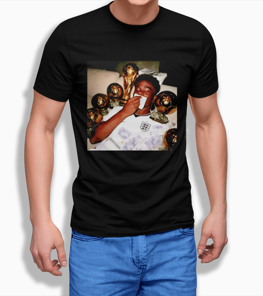 Bukayo Saka England National Team World Cup Trophies And Money T-Shirt