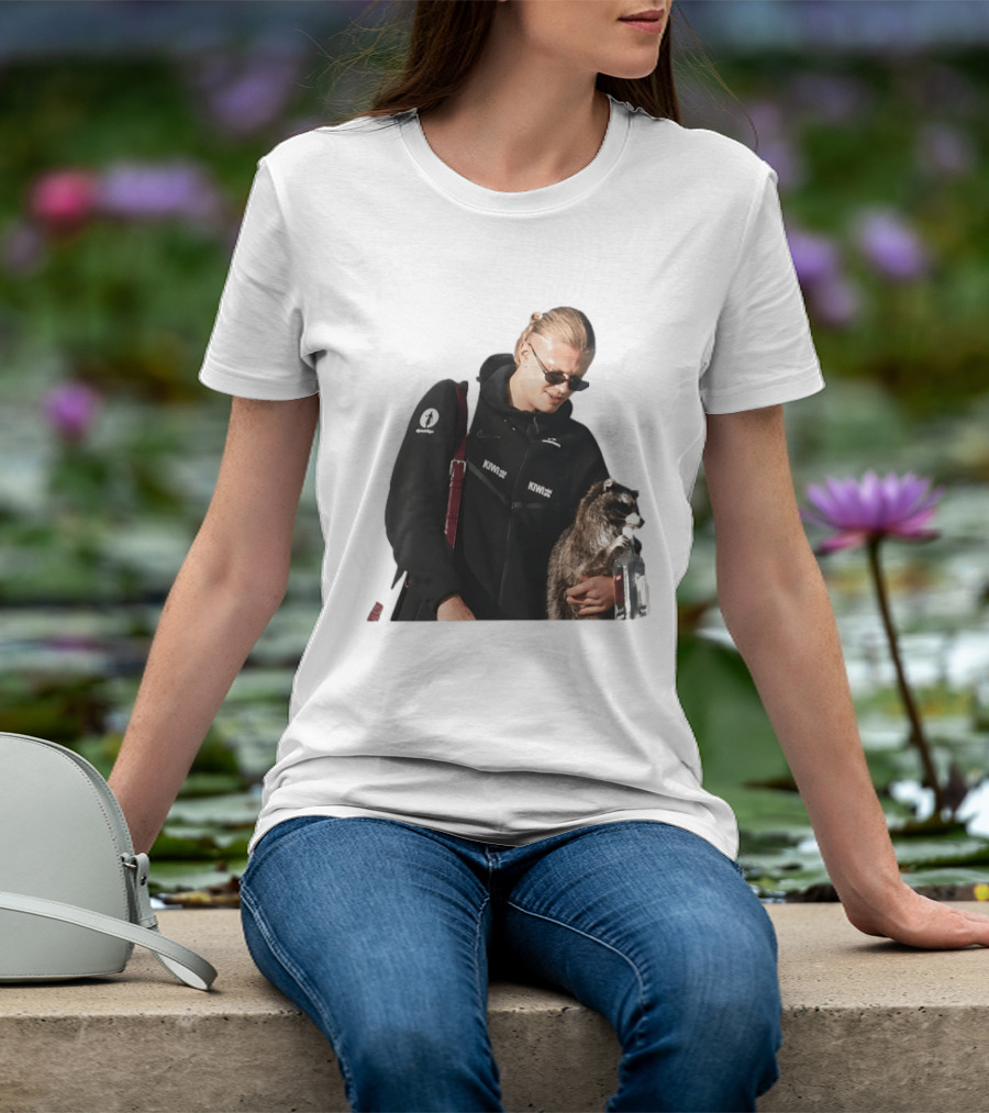 Erling Haaland Raccoon Meme Football KIWI K SPACE Texas T-Shirt