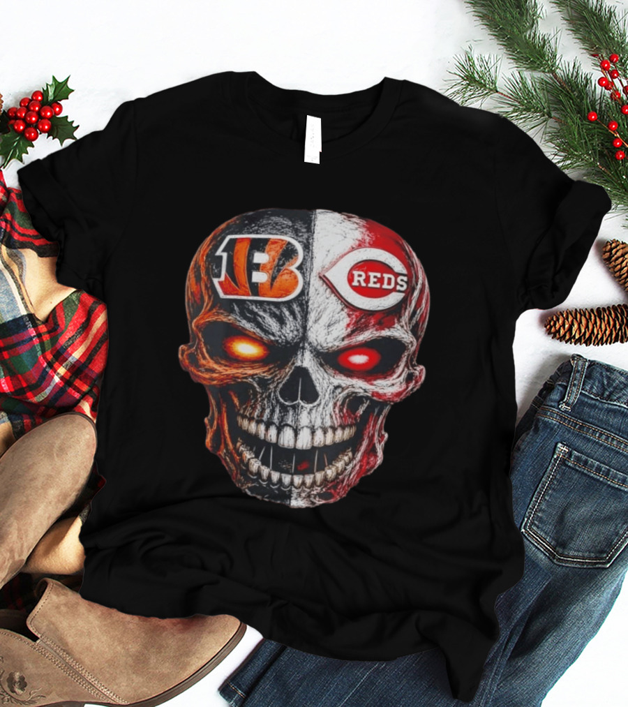 BENGALS REDS Skull Split Face Dual T-Shirt