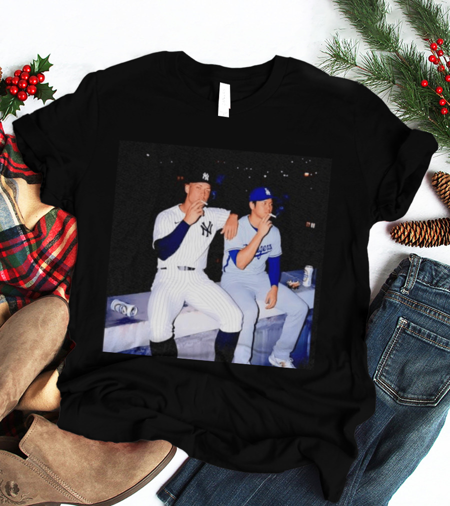 Aaron Judge New York Yankees Shohei Ohtani Los Angeles Dodgers MLB Smoking Scene T-Shirt
