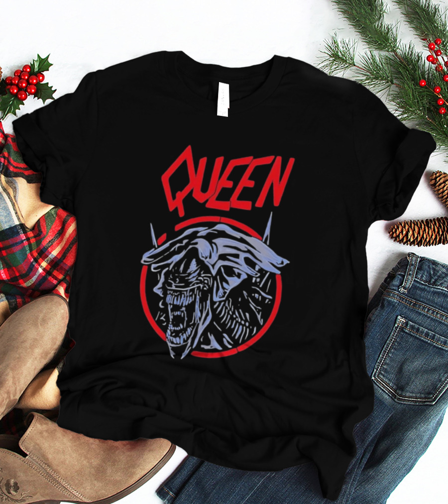Queen Alien Xenomorph Facehugger Red T-Shirt