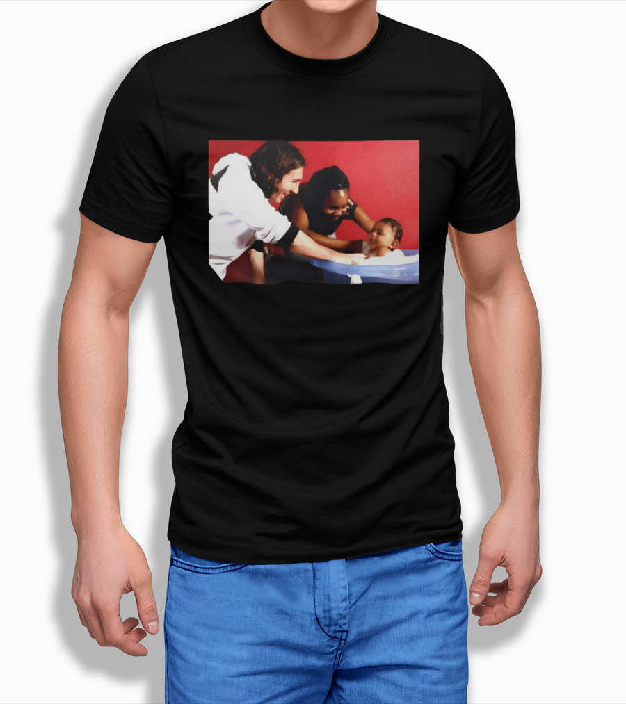 Lionel Messi Bathes Baby Lamine Yamal Legendary Blessing Football Moment T-Shirt