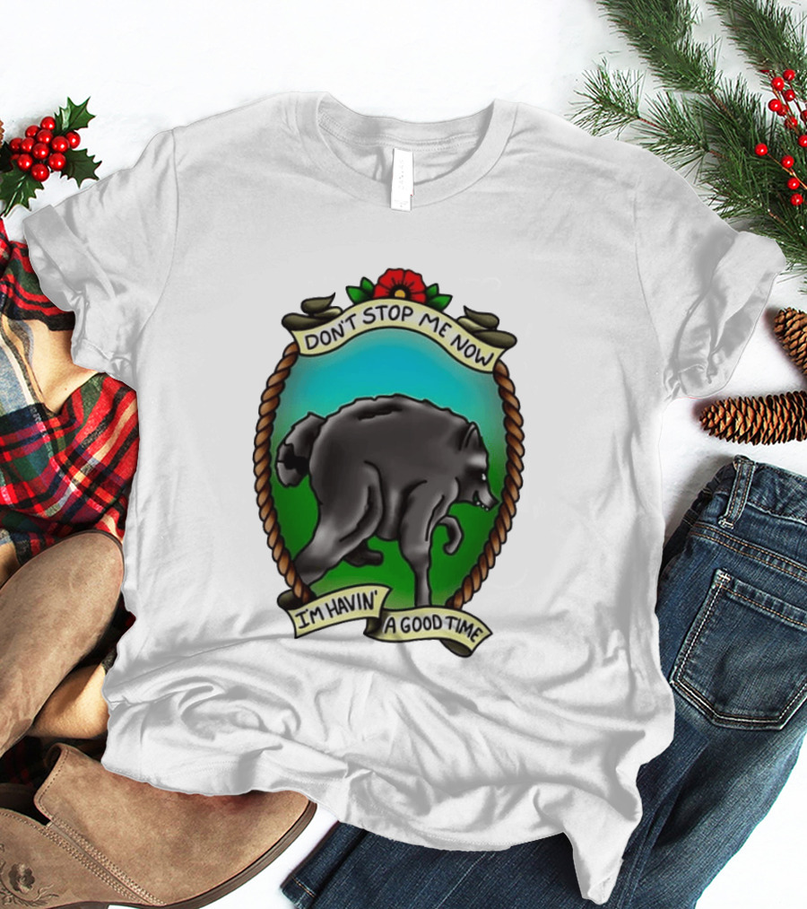 Dancing Wolf Don't Stop Me Now I'm Havin' A Good Time T-Shirt
