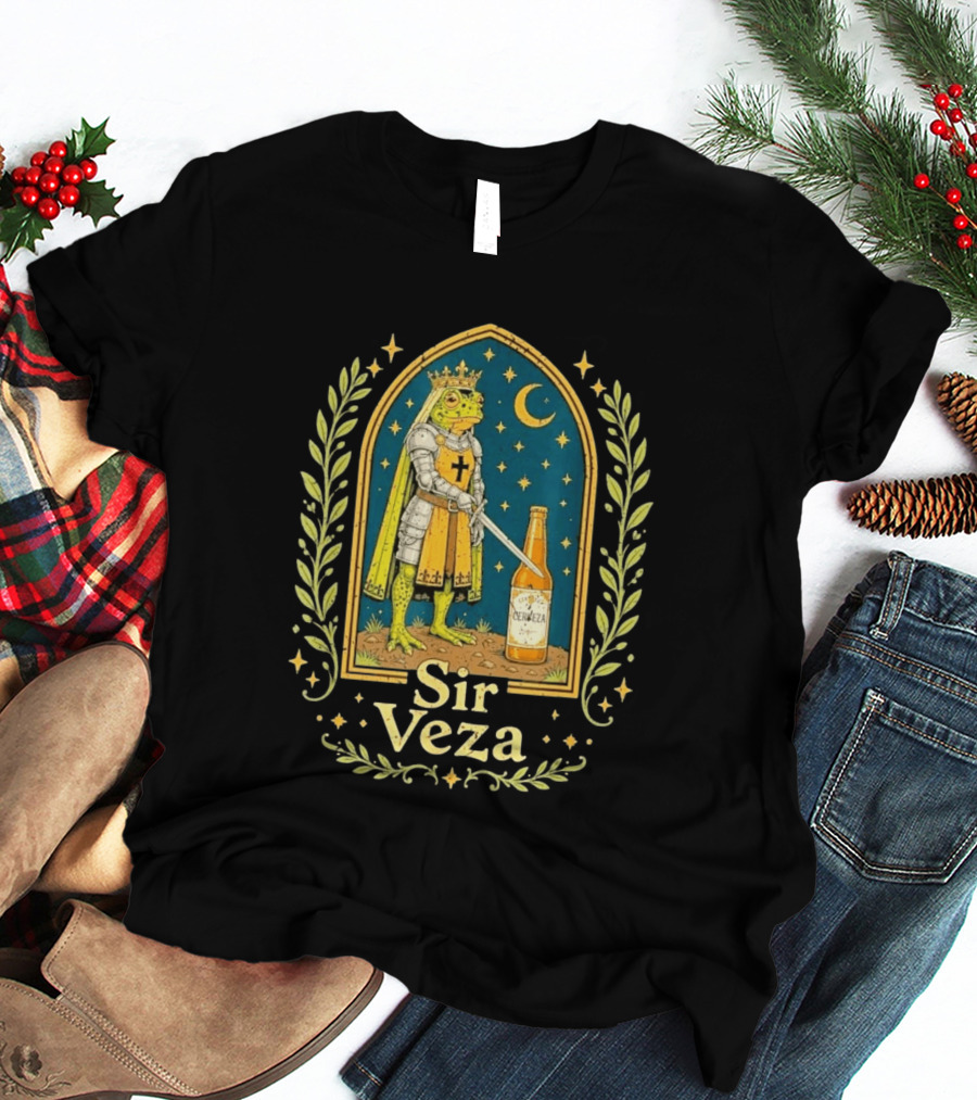 Sir Veza Frog Knight Medieval Pun Cerveza Bottle T-Shirt