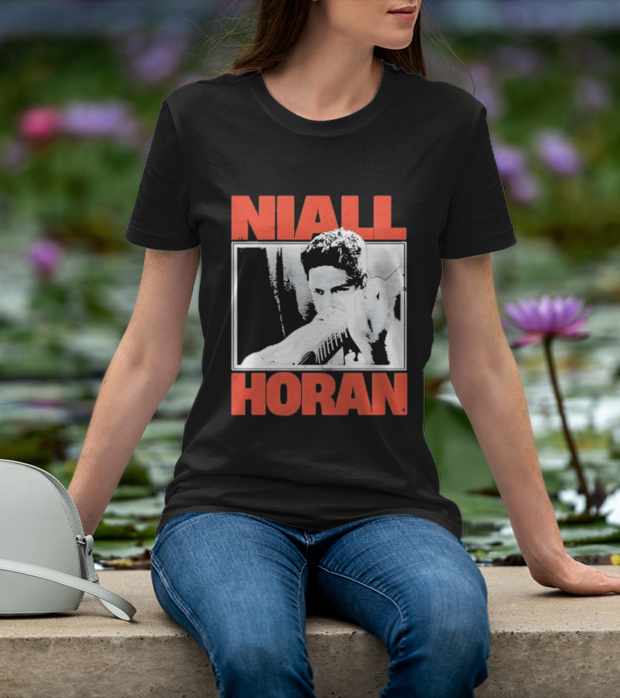 Niall Horan Distressed Guitar Player Image One Direction T-Shirt