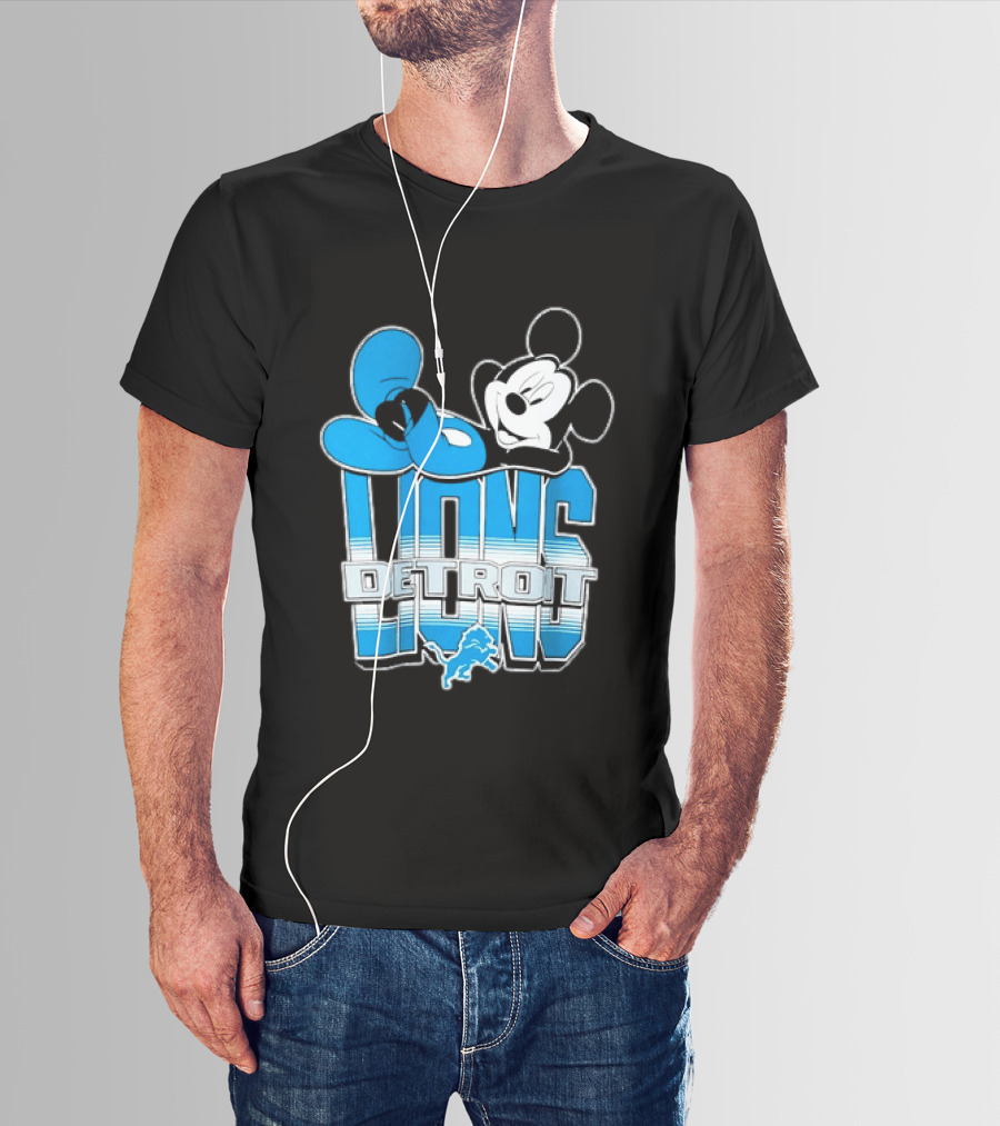 Mickey Mouse Relaxing Detroit Lions Disney Football T-Shirt