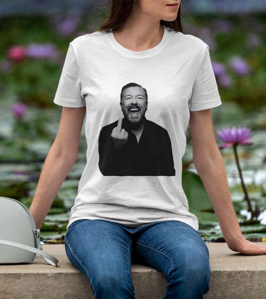 Anh Ricky Gervais Laughing Middle Finger Gesture T-Shirt