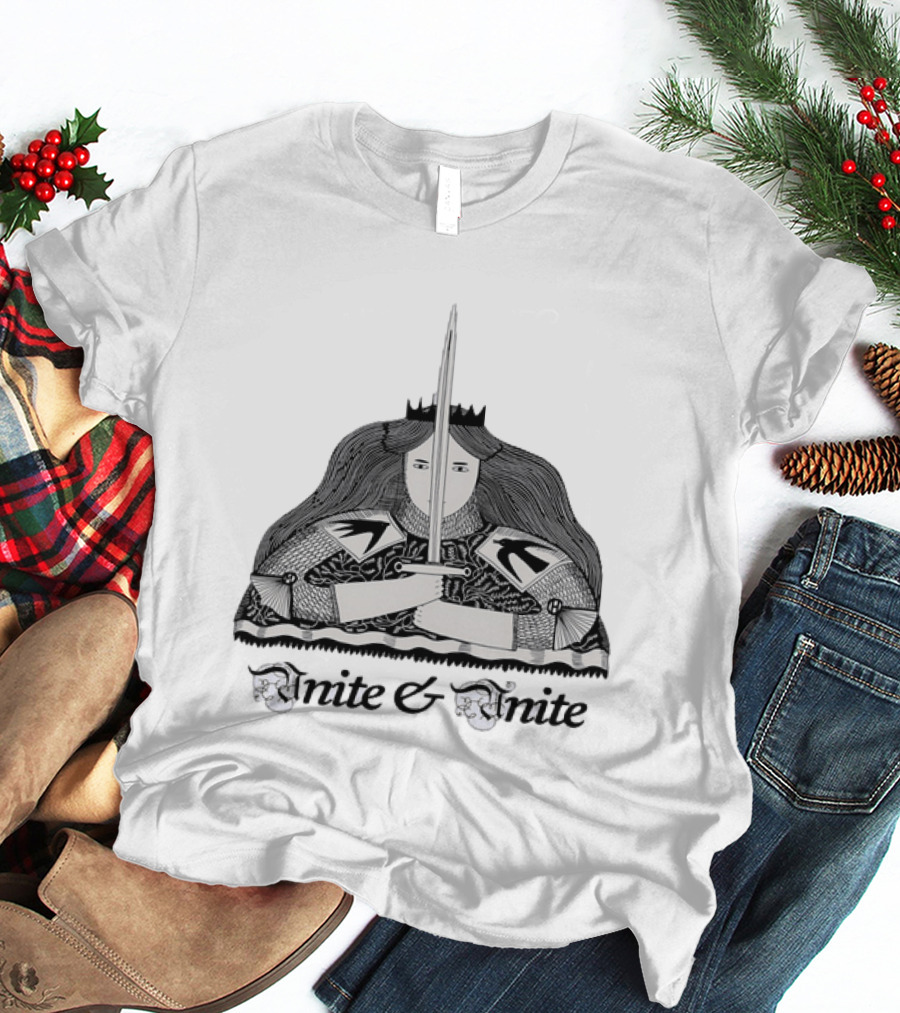 Unite And Unite Queen With Sword Medieval Armor Holding Blade T-Shirt