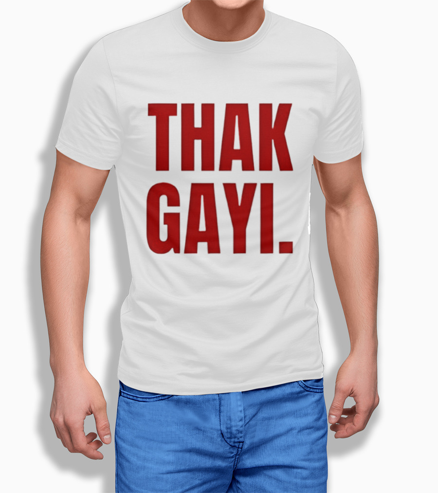 Thak Gayi Hindi Tired Exhausted Text Bold Red T-Shirt
