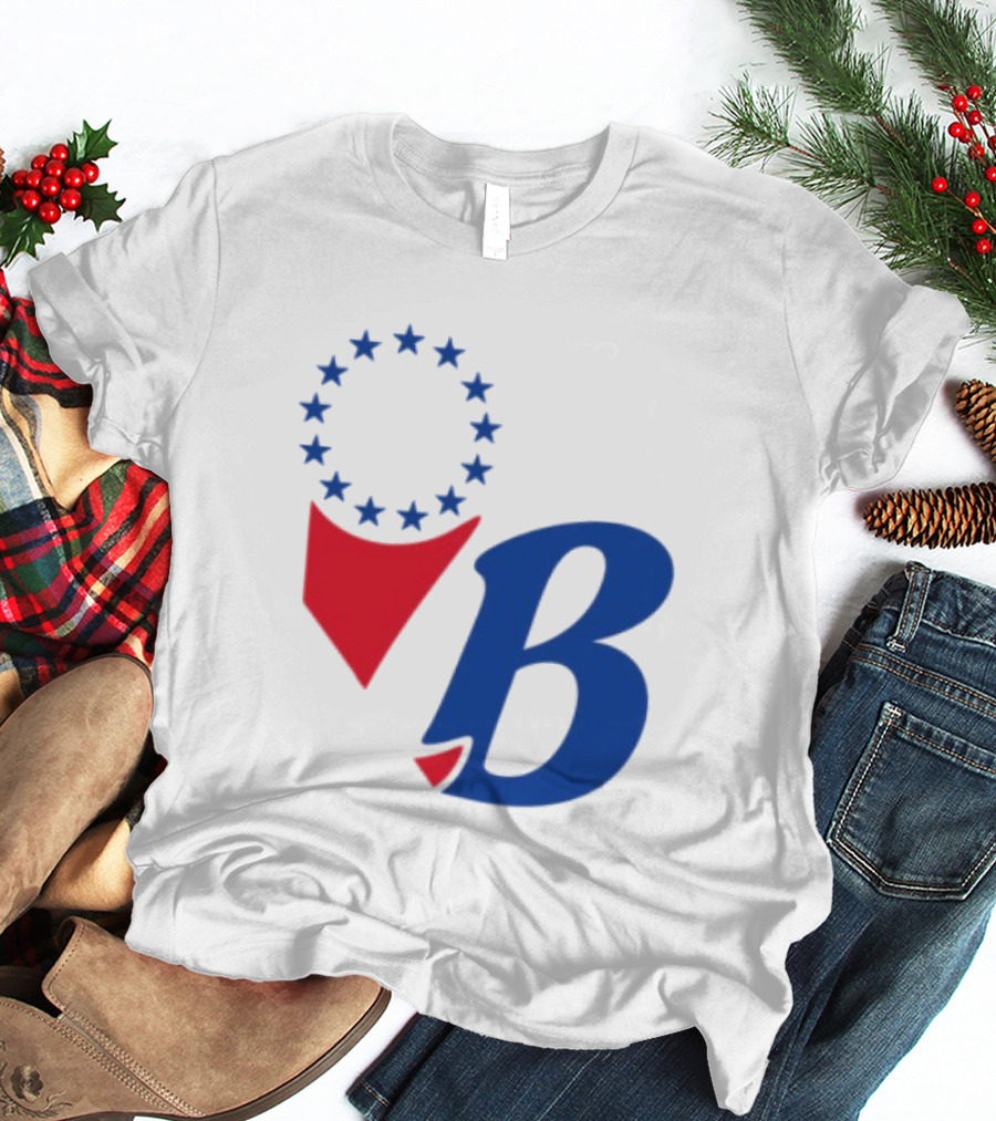 Chinatown Market Store Let Brotherly Love Philadelphia B Icon Circle Stars T-Shirt