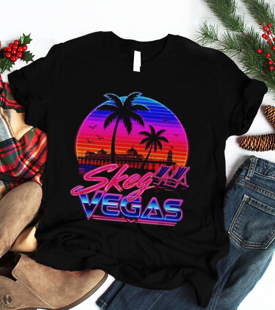 Skeg Vegas Beach Pier Sunset Skegness Retro Neon T-Shirt